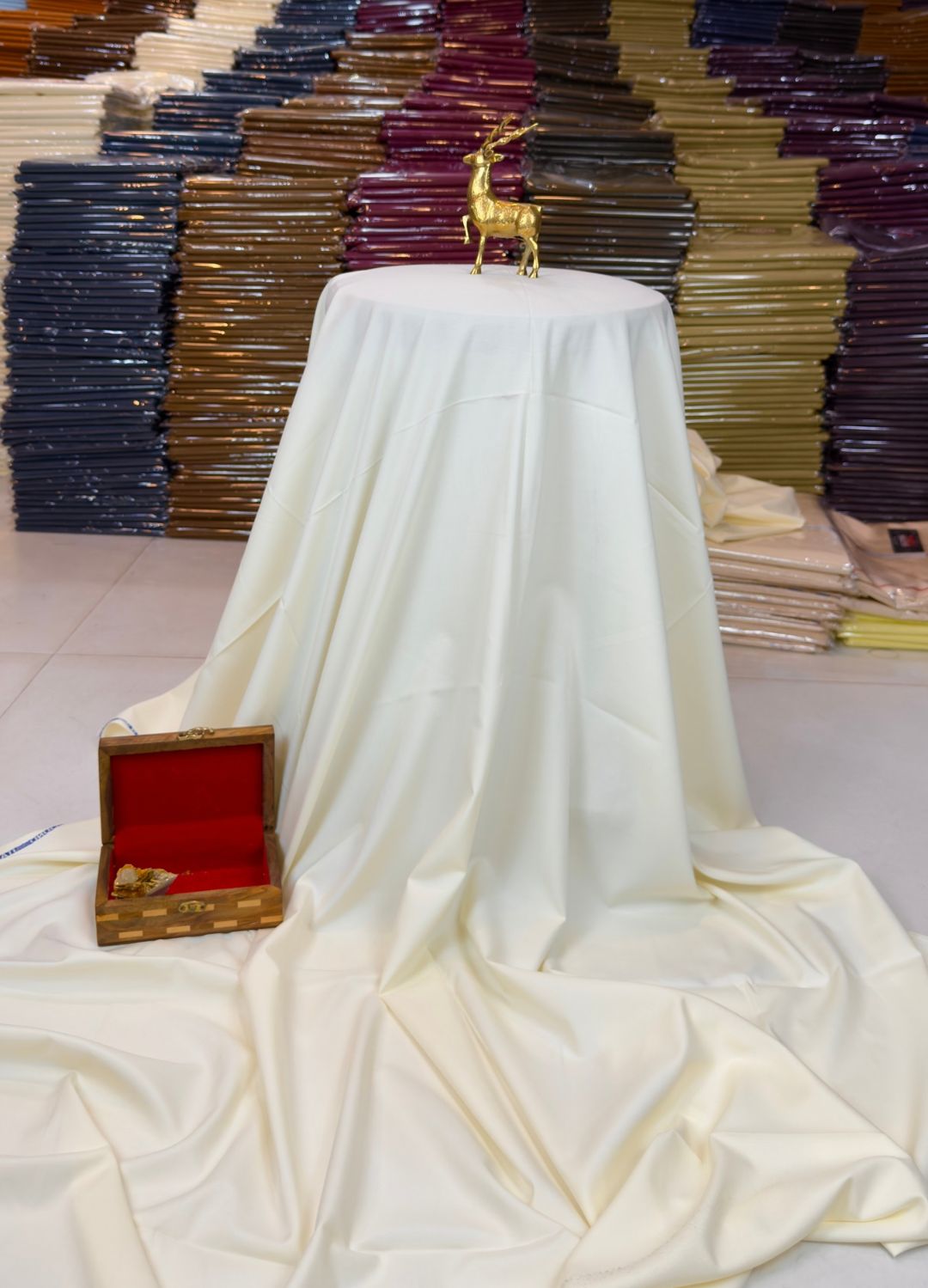 Boski Color – Wash & Wear Premium Quality 5-Season Fabric – Free Studs with Every Suit